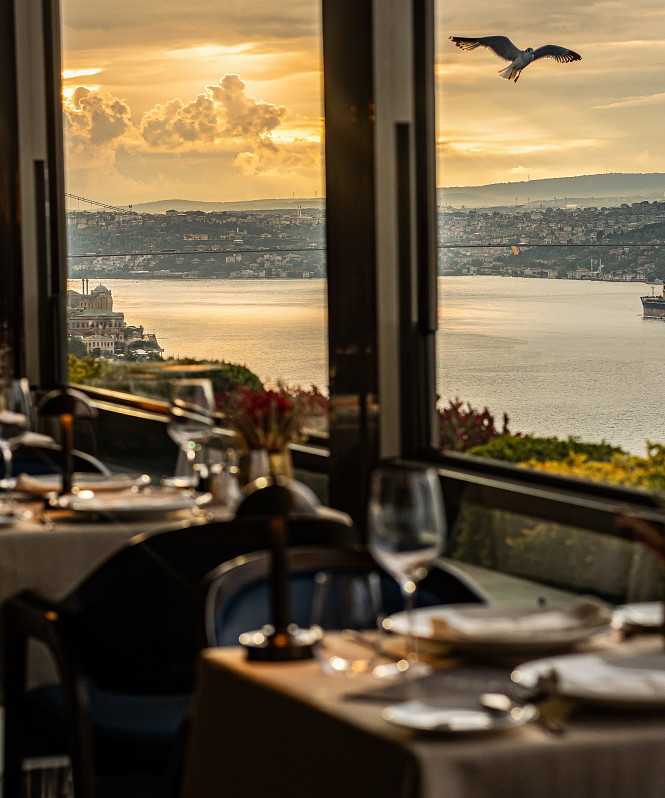 В CVK Park Bosphorus Hotel Istanbul пройдут летние иммерсивные кинопоказы под открытым небом