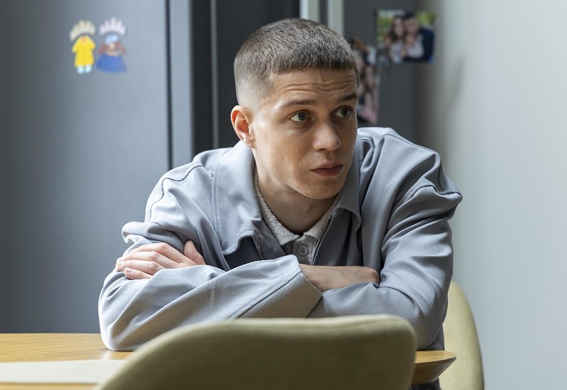 Завершились съемки продолжения сериала «Трудная» с Глебом Калюжным и Кирой Медведевой