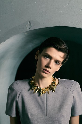 Топ Dries Van Noten, ЦУМ; колье 10.gran