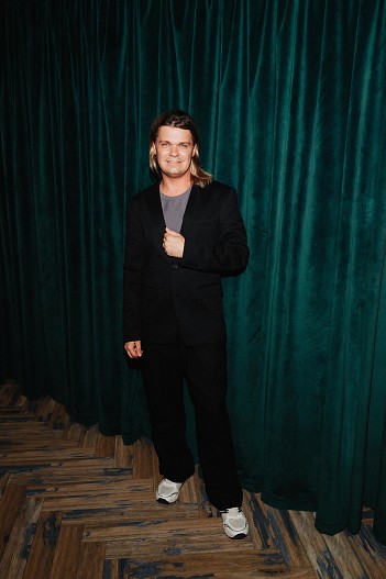 Илья Гуров