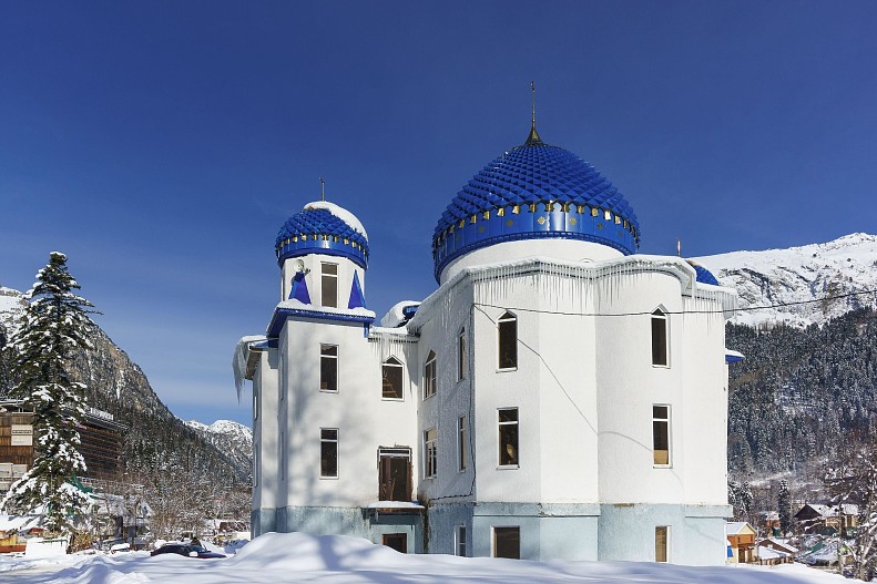 Мечеть в Домбае