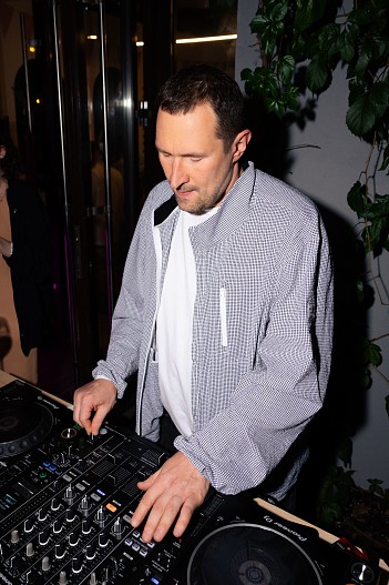 DJ Orange