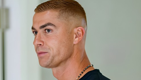 Криштиану Роналду кардинально сменил имидж. Фото!