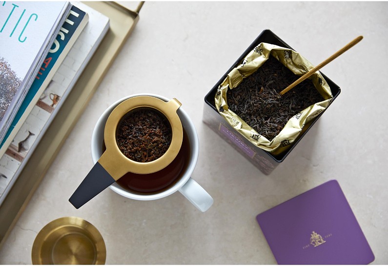 Классика вне времени: подарки ко Дню знаний от Newby Teas