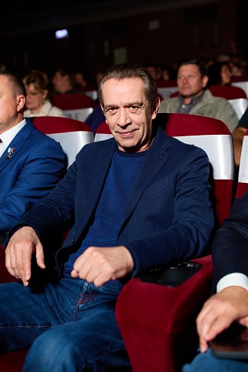 Владимир Машков