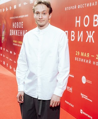 Сергей Волков. «Идиоты». МХТ имени Чехова. 