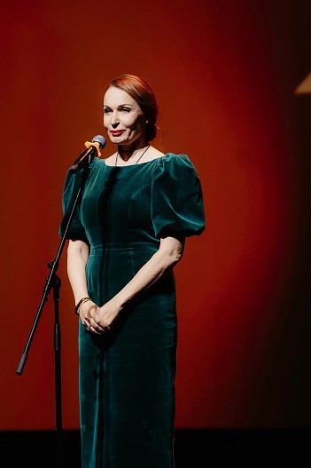 Евгения Попова