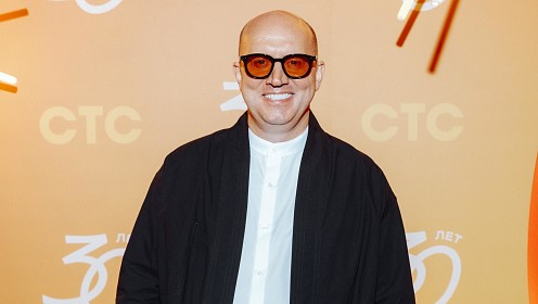 Сергей Бурунов, Полина Гухман, Пётр и Агата Дранга, Лиза Арзамасова и другие гости презентация юбилейного сезона СТС