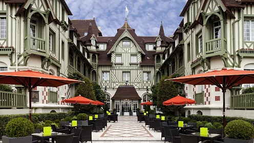Нормандия как ритуал: Guerlain Spa в легендарном Hôtel Barrière Le Normandy