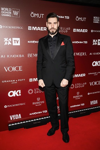 Дмитрий Дюжев