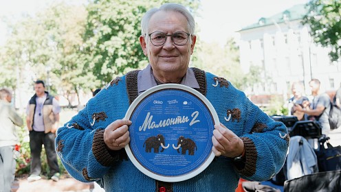 Юрий Стоянов будет преподавать кибербезопасность в «Активном долголетии»