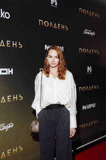 Елена Николаева