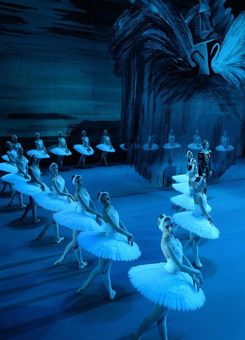 балет лебединое озеро. григоровича. балет лебединое озеро воронеж. лебединое озеро новат. лебединое озеро большой театр 2015.