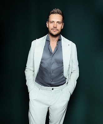 Милош Бикович <small>(«Холоп-2»)</small>