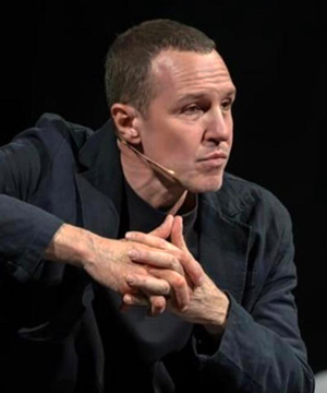 Игорь Верник <small>(«Маскарад с закрытыми глазами», МХТ им. А.П. Чехова)</small>